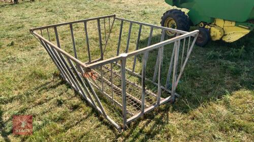 CRADLE BALE FEEDER