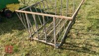 CRADLE BALE FEEDER - 4