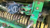 1996 JOHN DEERE 570 BALER - 31