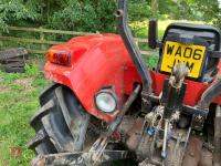 2006 MASSEY FERGUSON 410 2WD TRACTOR - 26