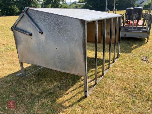 BATEMAN 8' COVERED FEEDER
