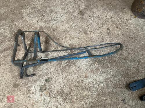 METAL SADDLE RACK