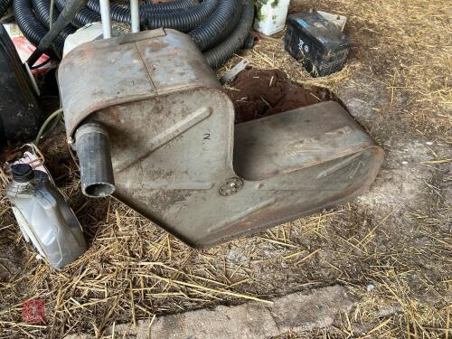 MASSEY FERGUSON 565 DIESEL TANK