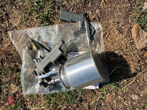 AIR SPRAY GUN & BLOWER