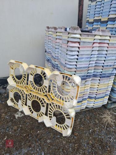 40 LOCATOR BOARDS (STACK 5)
