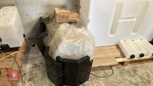HARVEST TEC ADDITIVE TANK (73)