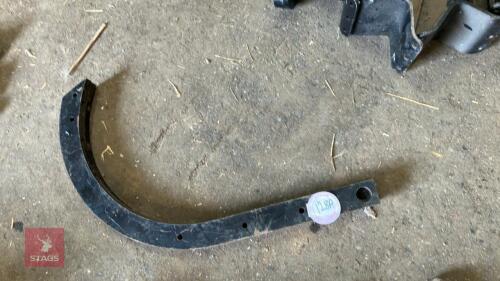 CULTIVATOR LEGS (128A)