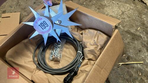 PAIR OF MOISTURE TESTERS (199)