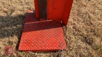 BROWNS HYDRAULIC LOG SPLITTER - 14