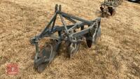 FERGUSON 3 FURROW PLOUGH - 3