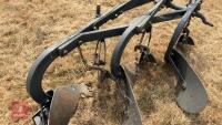 FERGUSON 3 FURROW PLOUGH - 14