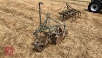 FERGUSON 2 FURROW PLOUGH - 3