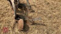FERGUSON 2 FURROW PLOUGH - 10