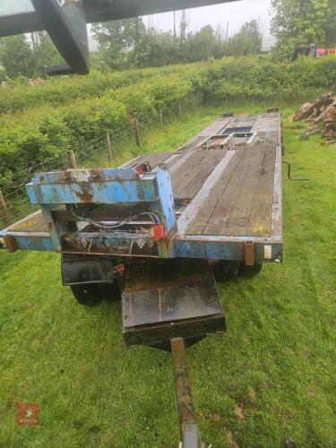 FRUEHAUF LOW LOADING TRAILER (S/R)