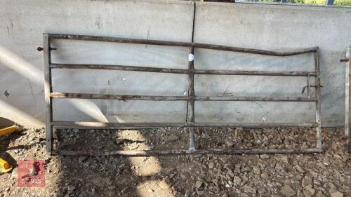 9' 10'' GALVANISED YARD GATE (420)