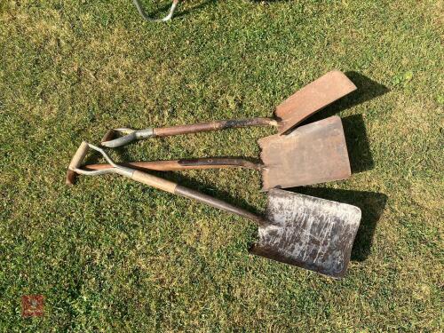 3 FLAT SHOVELS