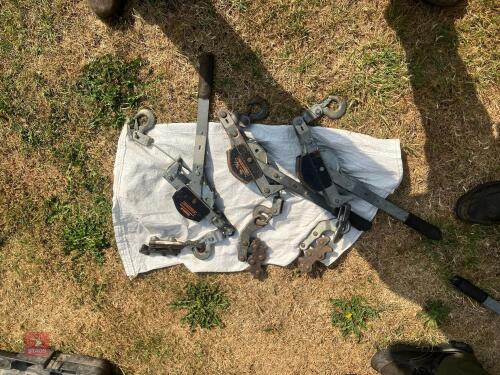 3 WIRE STRAINERS