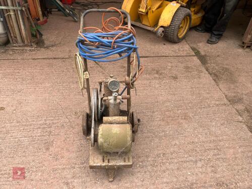 SMALL WORKSHOP COMPRESSOR