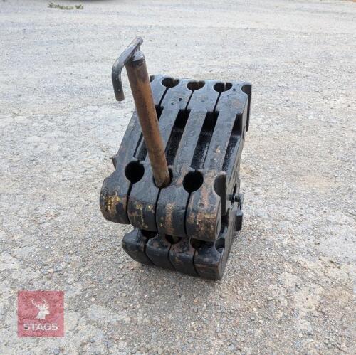 SET OF 4 NEW HOLLAND 40KG WEIGHTS