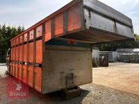 DAVID WILLIAMS CATTLE CONTAINER - 2