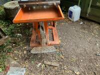 NORTON CLIPPER MAJOR MASONRY SAW - 14