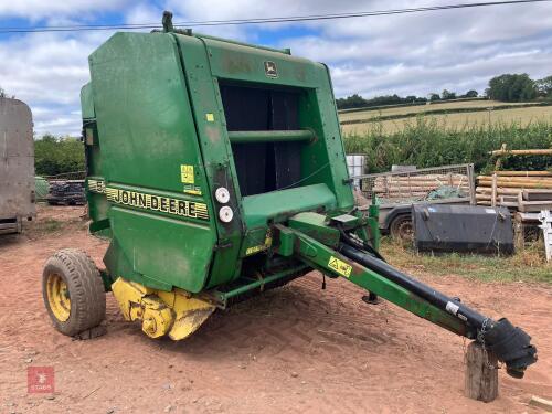 1995 JOHN DEERE 570 ROUND BALER