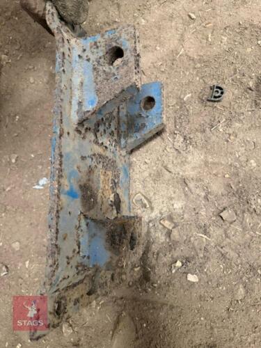 OLD DRAWBAR MOUNTING PLATE