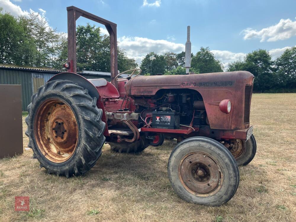 1961 DAVID BROWN 950 2WD TRACTOR