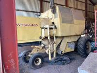 NEW HOLLAND 1520 CLAYSON COMBINE - 14