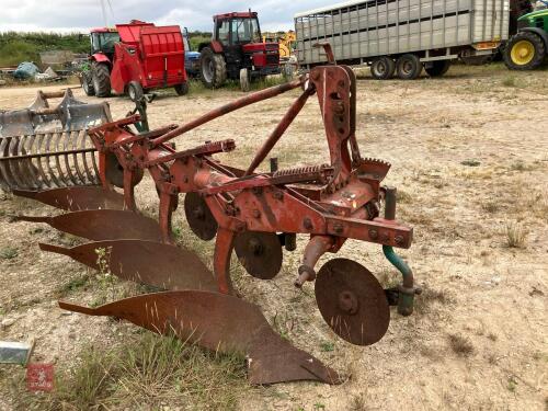 KVERNELAND 4 FURROW CONVENTIONAL PLOUGH