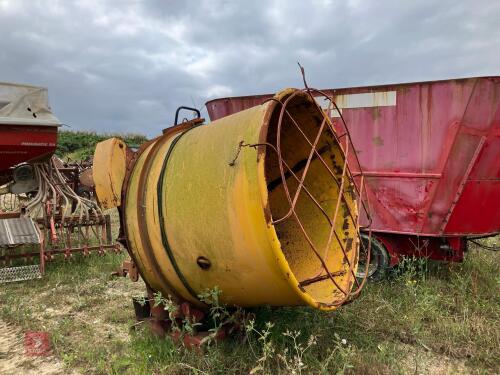 2009 TEAGLE TOMAHAWK 4040 STRAW CHOPPER