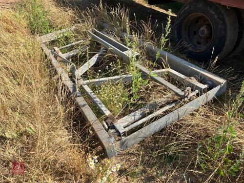 BATEMAN CATTLE CRUSH WEIGH PLATFORM