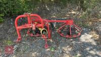 KVERNELAND 300 HAYBOB