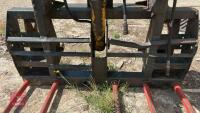 4' 6'' TIMBER/DUNG GRAB - 8