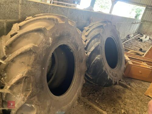 PAIR OF MITAS AC70C TYRES