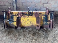 7' 3 IN 1 DIGGER/TRACTOR BUCKET - 3