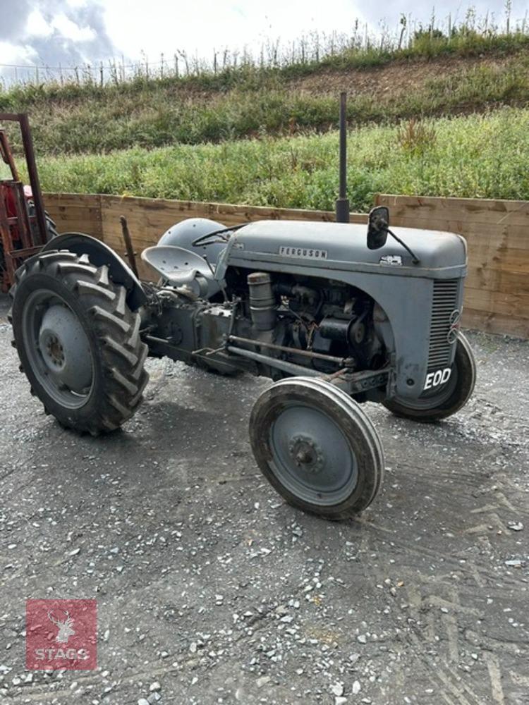 1951 FERGUSON P3 CONVERSION 2WD TRACTOR