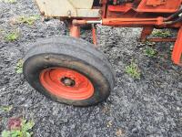 DAVID BROWN 885 2WD TRACTOR & LOADER - 18