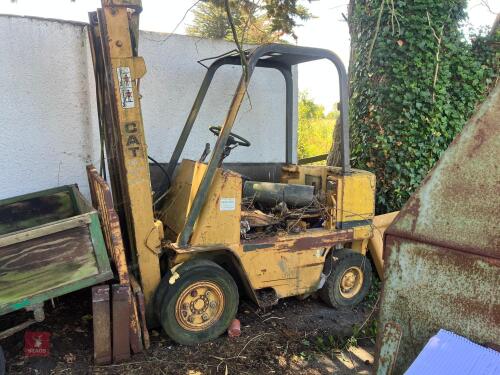 CATERPILLAR MASTED FORKLIFT (S/R)
