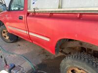 2002 TOYOTA HILUX PICK UP TRUCK D4D (S/R - 37