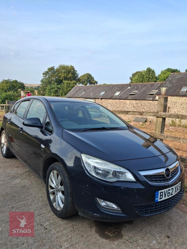 2012 VAUXHALL ASTRA