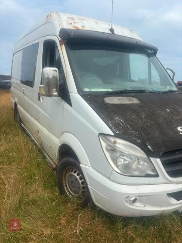 2008 MERCEDES SPRINTER VAN (S/R)