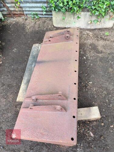 FRONT MANURE LOADER BUCKET