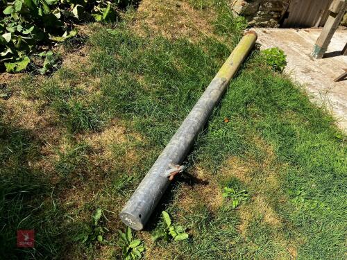 GALVANISED LATCHING POST