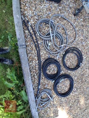 ASSORTED NEW HYDRAULIC HOSES