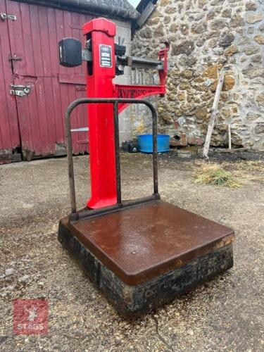 AVERY PLATFORM SCALES