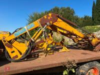 CASE 885XL 4WD TRACTOR (S/R) - 8