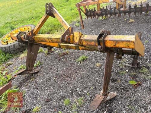 2 LEG SUBSOILER/CULTIVATOR