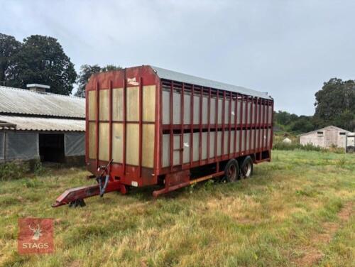 2014 22' MCM LIVESTOCK TRAILER