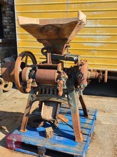 ALBION 2B CORN GRINDING MILL (S/R)